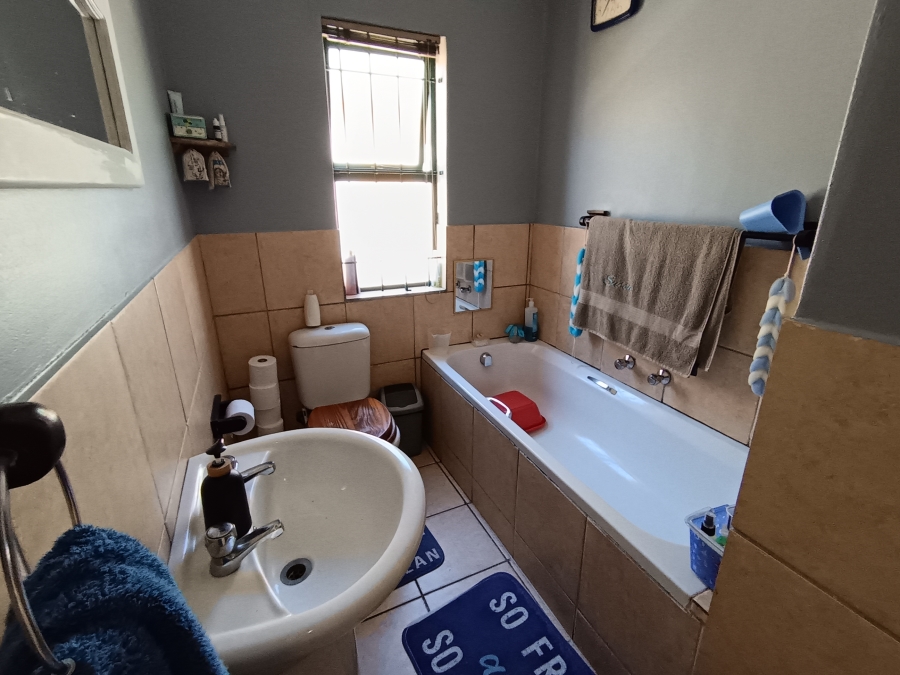 To Let 2 Bedroom Property for Rent in Saldanha Western Cape